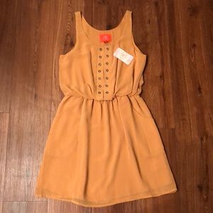 Mustard dress size XS